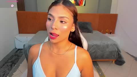 sussy_sweet4u online show from November 15, 2025, 7:49 am