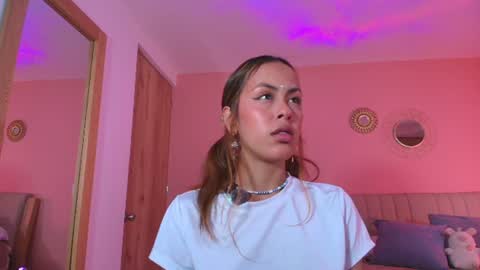 Susy online show from July 7, 2026, 2:25 am