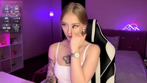 Jessica online show from April 21, 2026, 1:17 pm