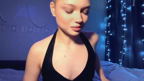 Stacy online show from April 19, 2026, 3:39 am