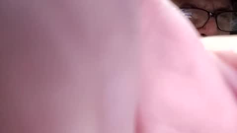 Snapshot of suzuki1250 chatting on December 23, 2025, 9:18 am suzuki1250 online show from December 23, 2025, 9:18 am