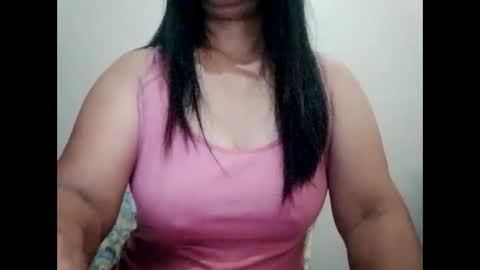 suzzie_hot online show from February 18, 2025, 7:30 pm