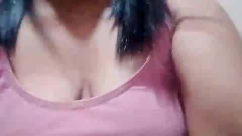 suzzie_hot online show from October 13, 2025, 11:54 am