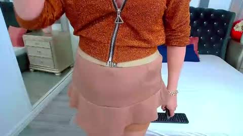 Ana online show from December 10, 2024, 7:11 pm