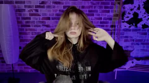 Eva online show from November 5, 2025, 5:18 am