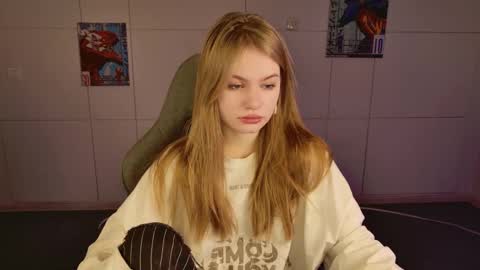 Eva online show from November 21, 2025, 5:28 am