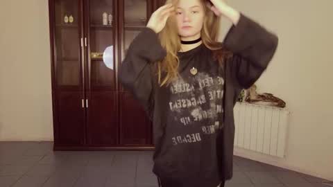 Eva online show from November 27, 2025, 5:09 am