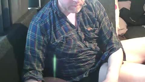 ArnSwart online show from April 20, 2026, 2:42 pm