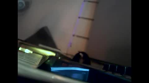 Snapshot of swedfred1 chatting on October 14, 2025, 2:12 am Brad online show from October 14, 2025, 2:12 am