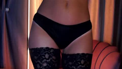 Snapshot of sweeet_angelll chatting on July 24, 2026, 11:14 pm sweeet angelll online show from July 24, 2026, 11:14 pm