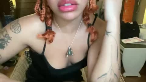 Snapshot of sweeetg1rl chatting on February 7, 2026, 4:16 am june online show from February 7, 2026, 4:16 am