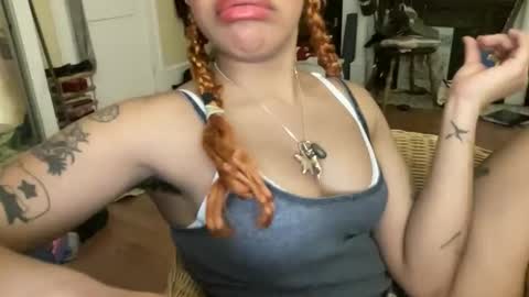 Snapshot of sweeetg1rl chatting on March 1, 2026, 4:25 am june online show from March 1, 2026, 4:25 am