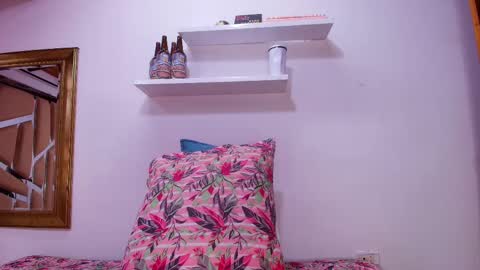 Debora  online show from September 30, 2025, 11:59 am