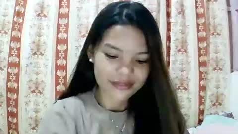 Snapshot of sweet01pinay chatting on May 6, 2026, 2:22 pm sweet01pinay online show from May 6, 2026, 2:22 pm