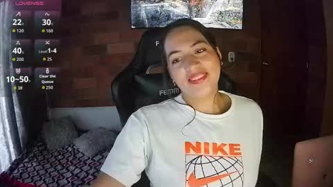 Snapshot of sweet10salome chatting on May 5, 2026, 12:02 pm sweet10salome online show from May 5, 2026, 12:02 pm