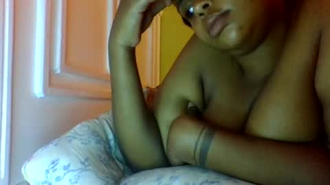 sweet52537 online show from July 2, 2026, 5:24 am