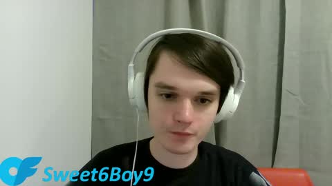 Snapshot of sweet6boy9 chatting on April 22, 2026, 7:15 pm Sweet boy online show from April 22, 2026, 7:15 pm