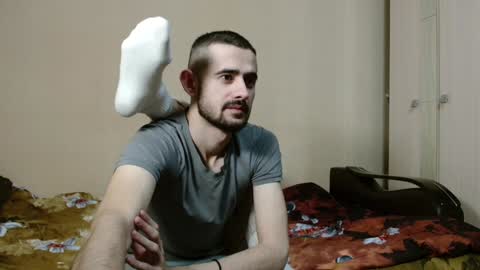 BredEmiliya online show from December 7, 2024, 1:40 pm