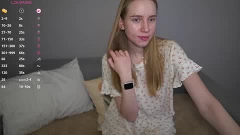 Snapshot of sweet__michelle chatting on January 12, 2026, 9:20 pm Michelle online show from January 12, 2026, 9:20 pm