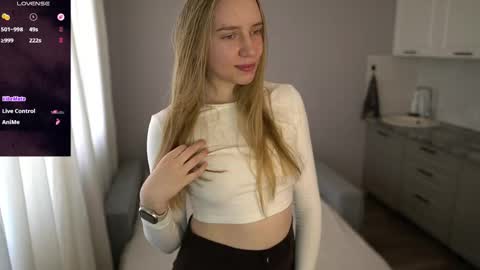 Snapshot of sweet__michelle chatting on June 2, 2026, 8:05 am Michelle online show from June 2, 2026, 8:05 am