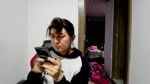 sweet__suck69bitch online show from February 19, 2025, 2:12 am