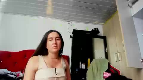 sweet__suck69bitch online show from September 24, 2025, 8:12 pm
