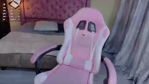 sweet__thang online show from October 7, 2025, 4:53 am