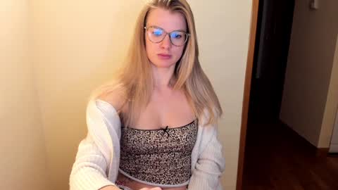 Ann - your sweet girl online show from January 7, 2025, 11:45 pm