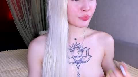 Snapshot of sweet_barbe chatting on May 19, 2026, 4:35 pm Alice online show from May 19, 2026, 4:35 pm