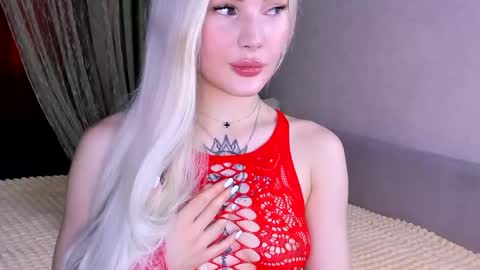Snapshot of sweet_barbe chatting on May 21, 2026, 4:58 pm Alice online show from May 21, 2026, 4:58 pm