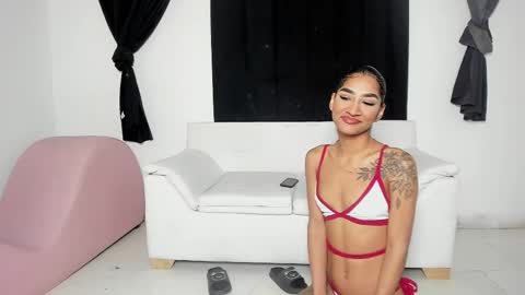 Snapshot of sweet_bunny29 chatting on May 19, 2026, 1:11 am x Angelica Daniels - mod Tio willy online show from May 19, 2026, 1:11 am
