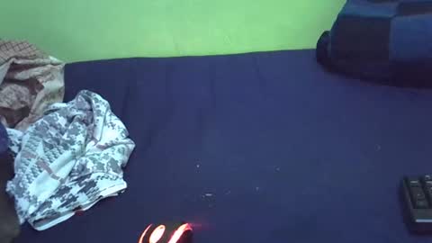 Snapshot of sweet_candie01 chatting on October 30, 2025, 2:40 pm sweet_candie01 online show from October 30, 2025, 2:40 pm