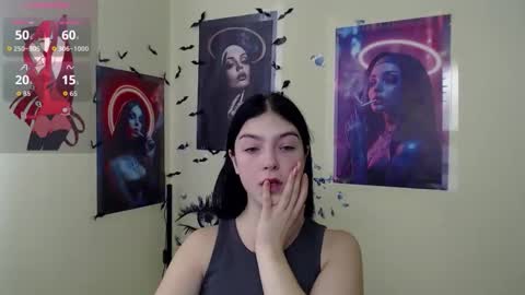 Ivy online show from October 31, 2025, 7:09 am