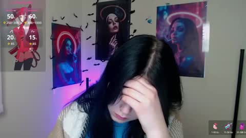 Ivy online show from November 8, 2025, 7:45 pm