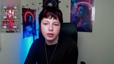 Snapshot of sweet_cherryg chatting on June 4, 2026, 6:19 am Ivy online show from June 4, 2026, 6:19 am