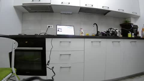           online show from February 20, 2025, 8:58 pm