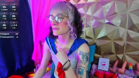  emmili  online show from February 23, 2025, 3:18 pm