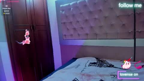  emmili  online show from February 12, 2026, 11:49 am