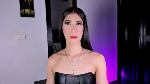 Snapshot of sweet_falon chatting on July 20, 2026, 5:33 am Sweet Fhalon online show from July 20, 2026, 5:33 am