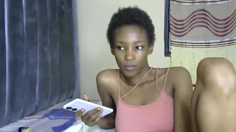 Snapshot of sweet_freaky chatting on May 6, 2026, 9:14 am sweet_freaky online show from May 6, 2026, 9:14 am