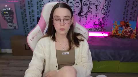 Alice online show from September 15, 2025, 2:55 am