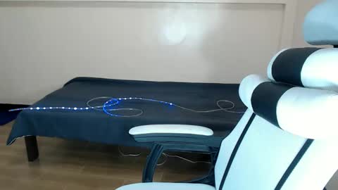 sophia daisy  online show from March 5, 2025, 11:17 am