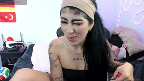Snapshot of sweet_joint_girl chatting on July 1, 2026, 3:12 pm Dahnna online show from July 1, 2026, 3:12 pm