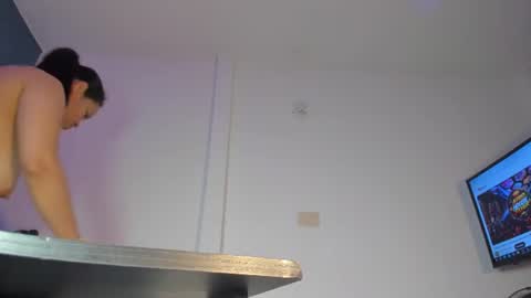 Snapshot of sweet_kahia chatting on June 25, 2026, 11:48 am Diana online show from June 25, 2026, 11:48 am