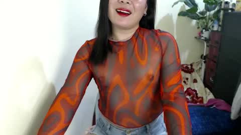 Nicahhh online show from March 4, 2025, 7:51 am