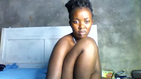 Snapshot of sweet_kiki001 chatting on June 9, 2026, 6:52 pm kiki online show from June 9, 2026, 6:52 pm