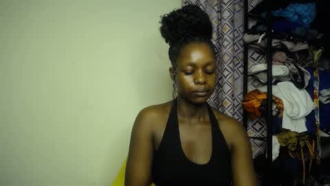 Snapshot of sweet_kush chatting on June 10, 2026, 4:12 am Kush online show from June 10, 2026, 4:12 am