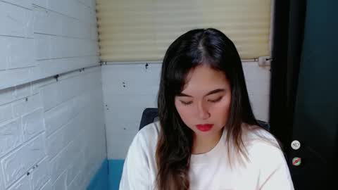 LAIKA online show from January 15, 2025, 2:49 am