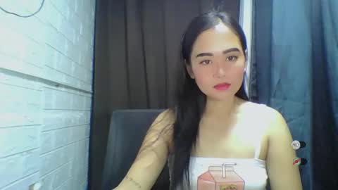 LAIKA online show from October 6, 2025, 1:14 am