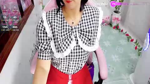 Lily online show from October 10, 2025, 7:35 pm